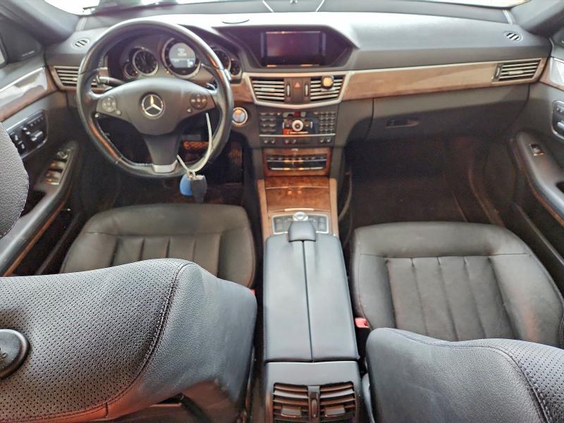 Photo 8 from auction – 2011 MERCEDES-BENZ E 550 4MAT with VIN WDDHF9AB2BA471172