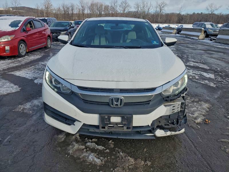 Photo 5 from auction – 2018 HONDA CIVIC LX with VIN 2HGFC4B05JH303554