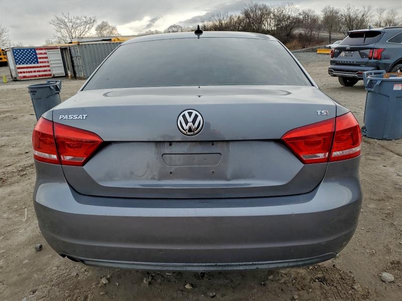 Photo 6 from auction – 2014 VOLKSWAGEN PASSAT S with VIN 1VWAS7A35EC067907