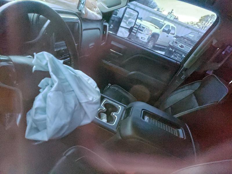 Photo 8 from auction – 2019 CHEVROLET SILVERADO with VIN 1GC4KYEY7KF259710