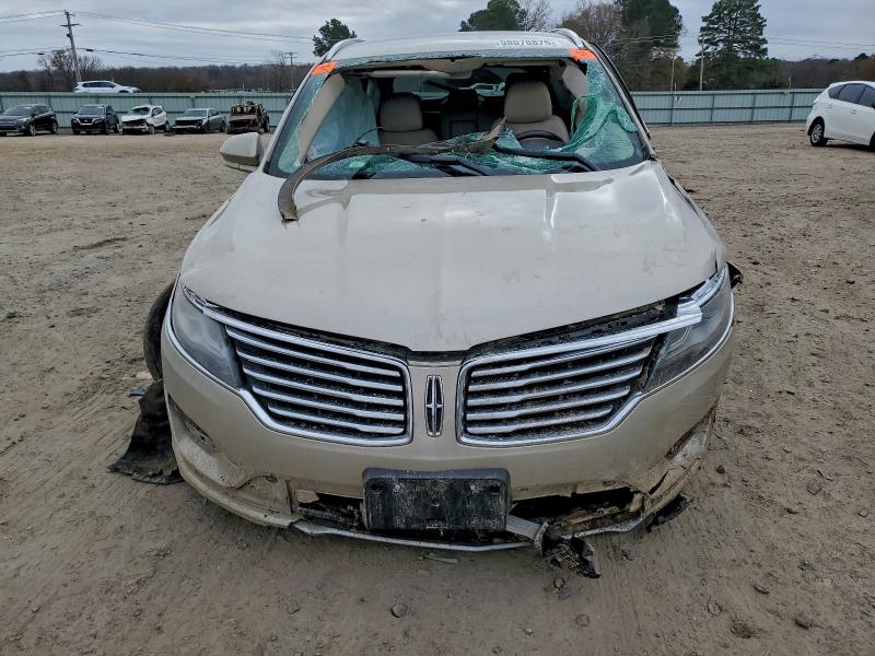 Photo 5 from auction – 2017 LINCOLN MKC with VIN 5LMCJ1C97HUL33528