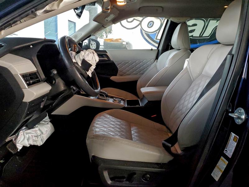 Photo 7 from auction – 2023 MITSUBISHI OUTLANDER with VIN JA4J3VA81PZ052086