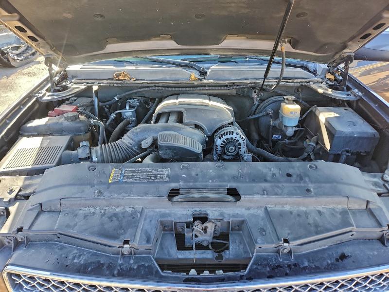 Photo 11 from auction – 2010 CHEVROLET AVALANCHE with VIN 3GNVKFE07AG291029