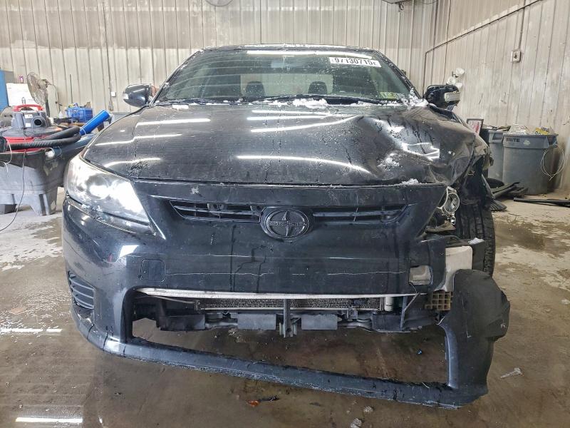 Photo 5 from auction – 2011 TOYOTA SCION TC with VIN JTKJF5C73B3000562