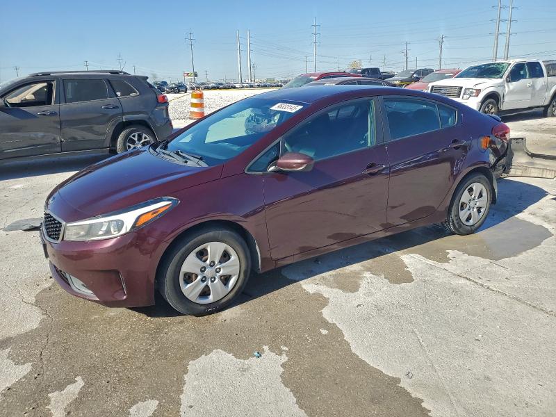 KIA FORTE LX 2017 z numerem VIN 3KPFK4A76HE143545 - Zdjęcie z aukcji