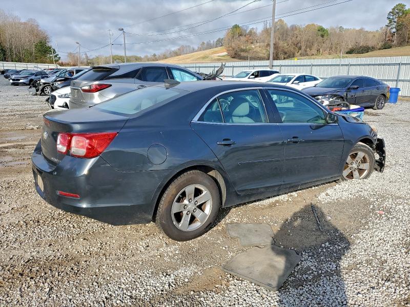 Photo 3 from auction – 2015 CHEVROLET MALIBU with VIN 1G11B5SL4FF340351