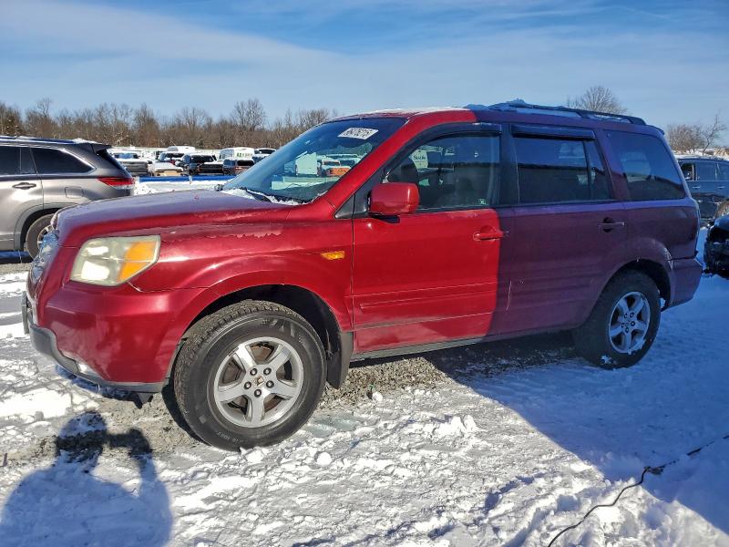 HONDA PILOT EX 2006 with VIN 2HKYF18696H523142 - Photo from auction