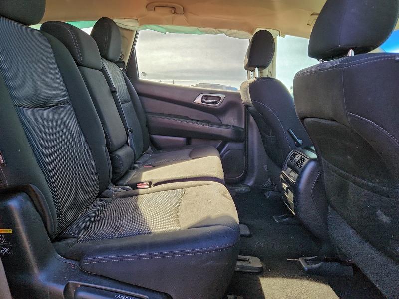 Photo 11 from auction – 2019 NISSAN PATHFINDER with VIN 5N1DR2MN0KC607649