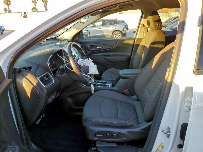 Photo 7 from auction – 2019 CHEVROLET EQUINOX with VIN 2GNAXLEX2K6179912