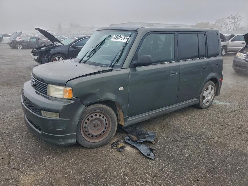 TOYOTA SCION XB 2004 with VIN JTLKT324340157727 - Photo from auction