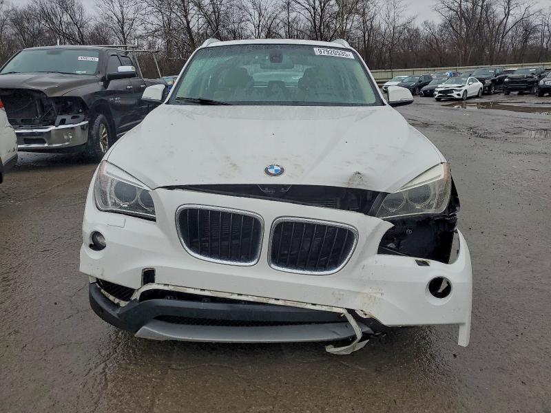 Photo 5 from auction – 2014 BMW X1 XDRIVE3 with VIN WBAVM5C53EVV92662