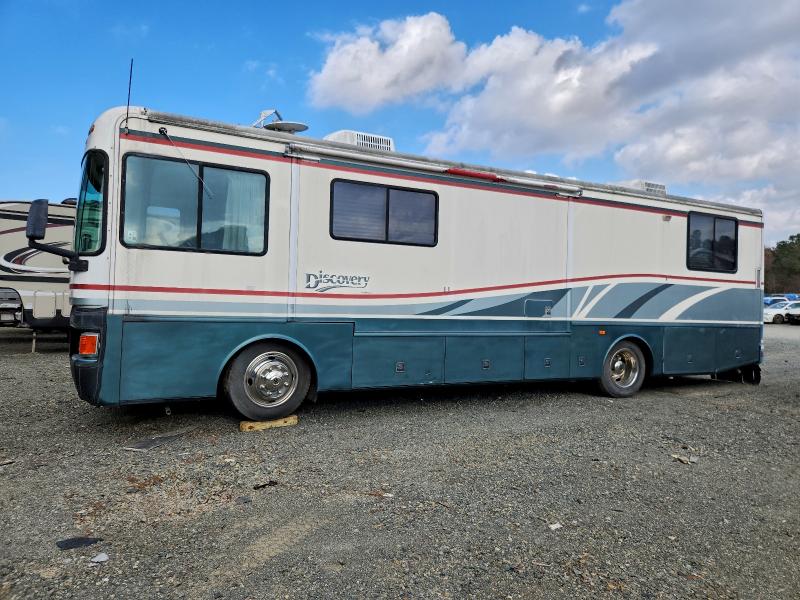 Photo 9 from auction – 1998 FREIGHTLINER CHASSIS X with VIN 4UZ6XFBC5WC989772