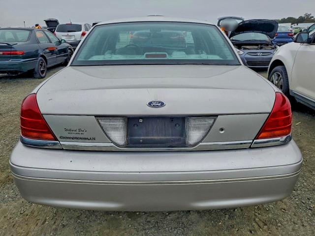 Photo 6 from auction – 2003 FORD CROWN VICT with VIN 2FAFP74WX3X222778