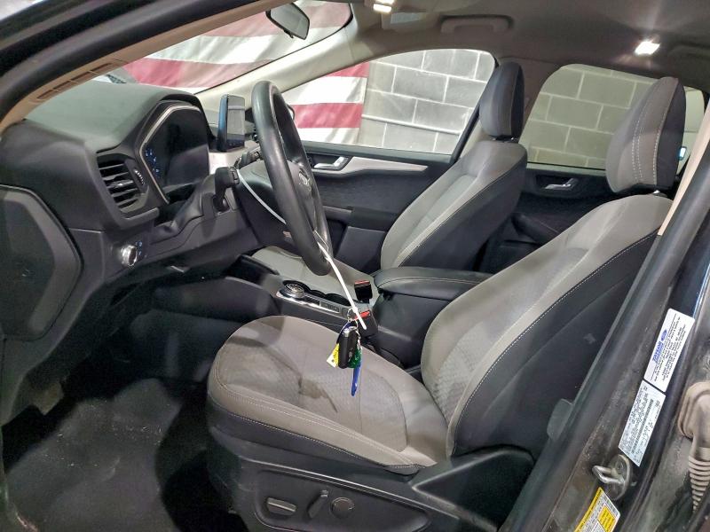 Photo 7 from auction – 2020 FORD ESCAPE SE with VIN 1FMCU9G66LUC25533