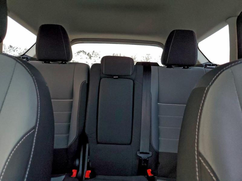 Photo 10 from auction – 2015 FORD ESCAPE SE with VIN 1FMCU9G98FUA35117