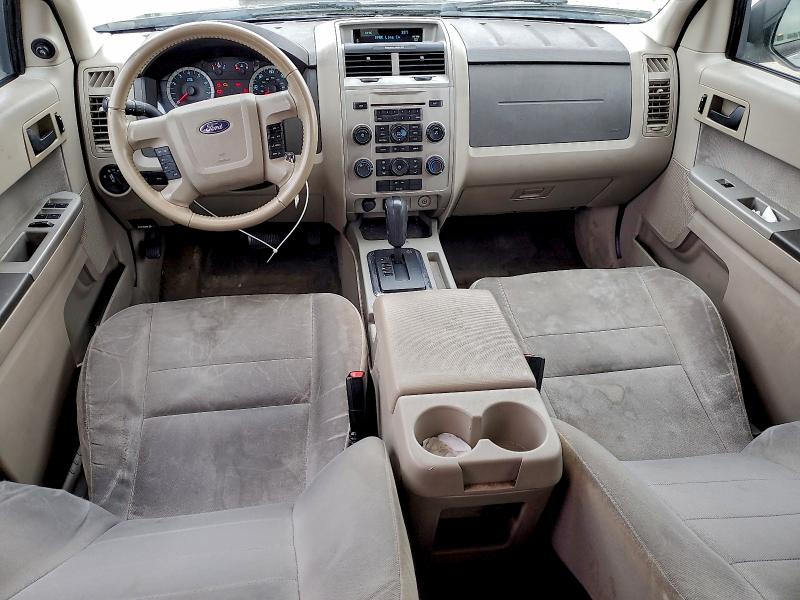 Photo 8 from auction – 2011 FORD ESCAPE XLT with VIN 1FMCU9DG2BKA20010