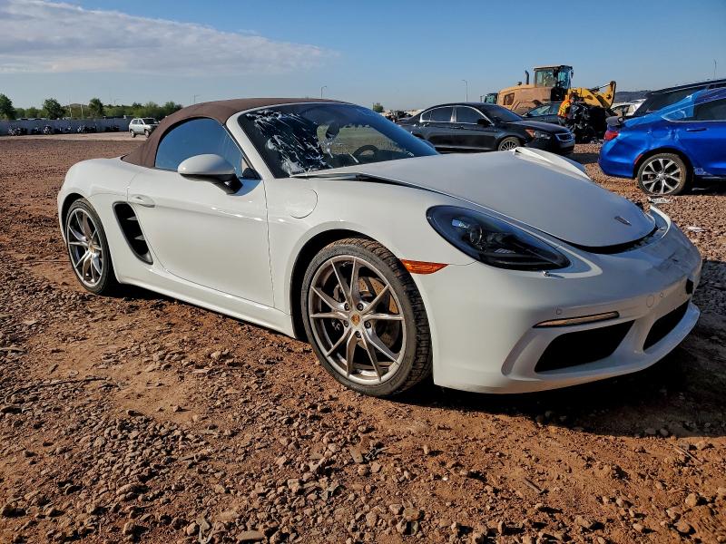 Photo 4 from auction – 2017 PORSCHE BOXSTER with VIN WP0CA2A87HS220200
