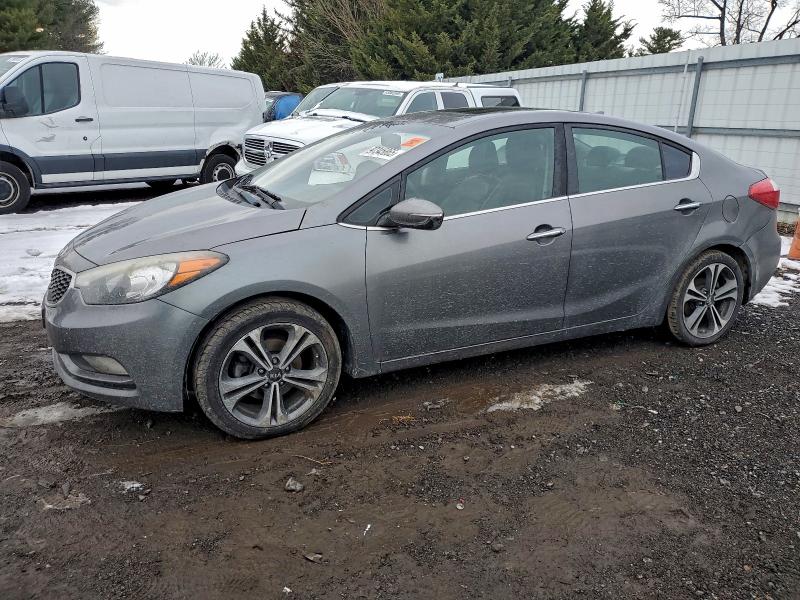 KIA FORTE 2016 with VIN KNAFZ4A83G5575523 - Photo from auction