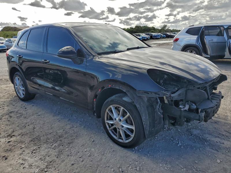 Photo 4 from auction – 2016 PORSCHE CAYENNE with VIN WP1AA2A21GLA01940