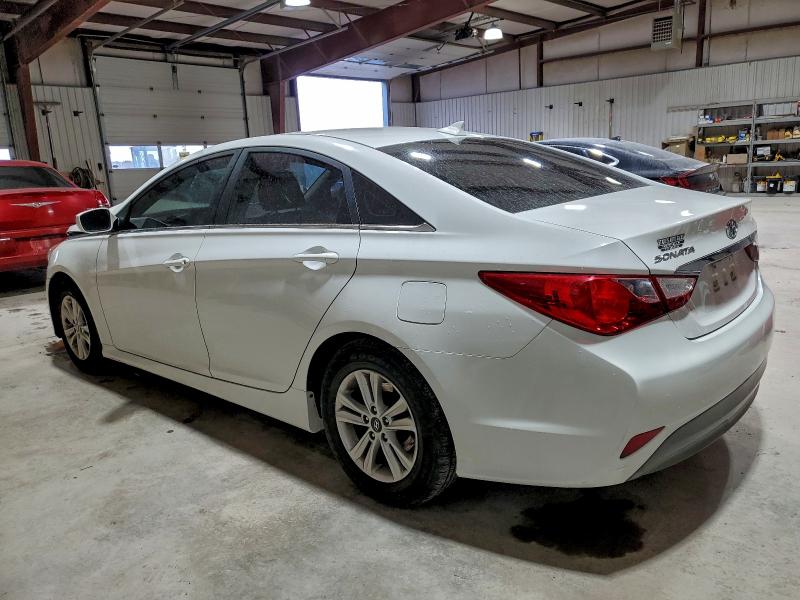 Photo 2 from auction – 2014 HYUNDAI SONATA GLS with VIN 5NPEB4AC3EH856645