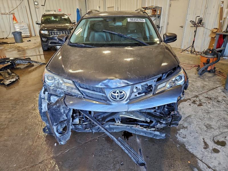 Photo 5 from auction – 2015 TOYOTA RAV4 LIMIT with VIN 2T3DFREV8FW355303