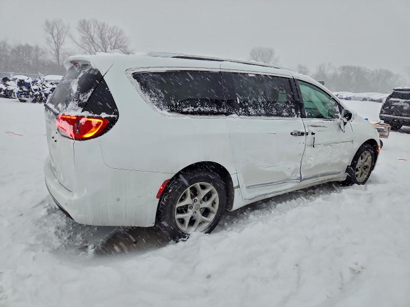 Photo 3 from auction – 2020 CHRYSLER PACIFICA T with VIN 2C4RC1EG8LR141385