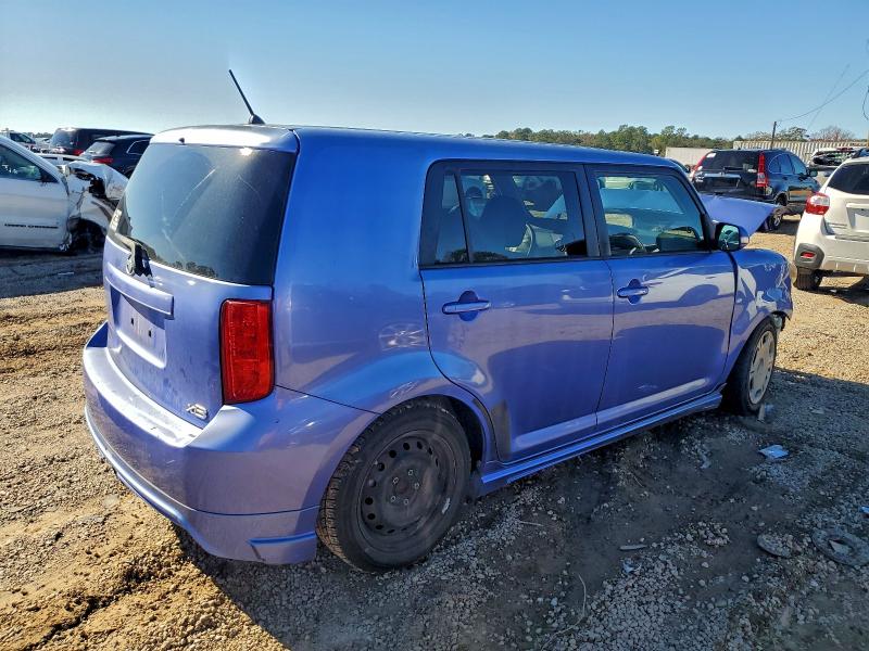 Photo 3 from auction – 2010 TOYOTA SCION with VIN JTLZE4FE3A1111662