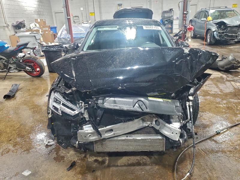 Photo 5 from auction – 2018 AUDI A4 PREMIUM with VIN WAUENAF4XJA200061