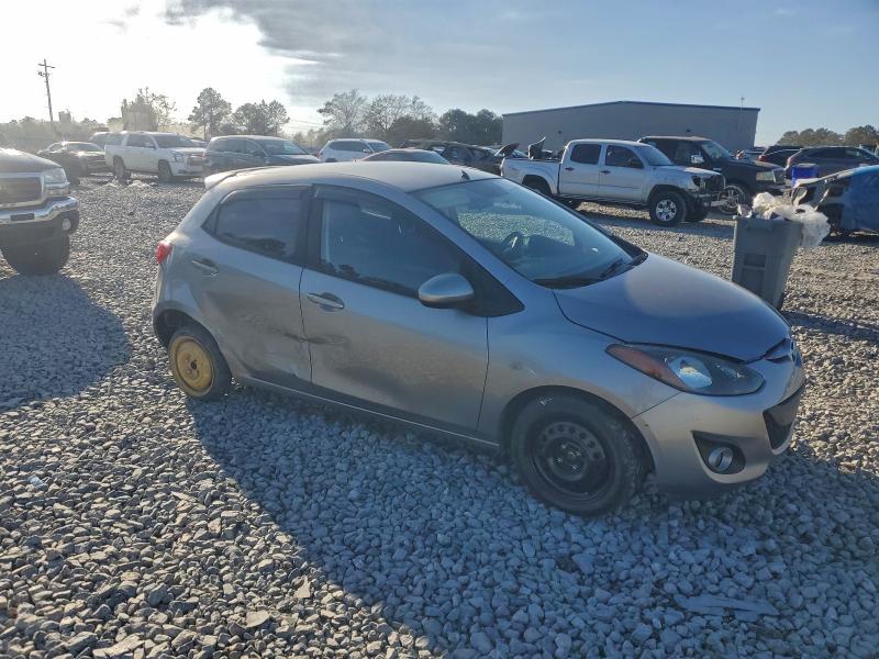Photo 4 from auction – 2012 MAZDA MAZDA2 with VIN JM1DE1LZ3C0148585