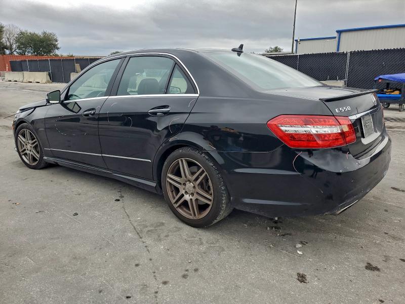 Zdjęcie 2 z aukcji – 2011 MERCEDES-BENZ E 550 z VIN WDDHF7CB6BA458443
