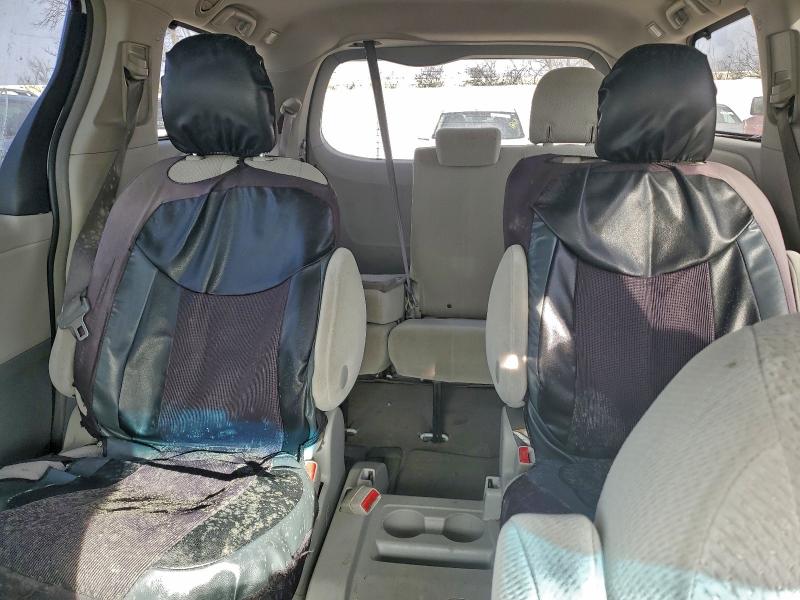 Photo 10 from auction – 2011 TOYOTA SIENNA LE with VIN 5TDKK3DC9BS109310