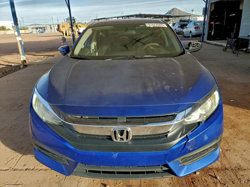 Photo 5 from auction – 2017 HONDA CIVIC LX with VIN 2HGFC2F57HH550210