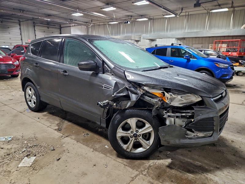 Photo 4 from auction – 2015 FORD ESCAPE SE with VIN 1FMCU9G95FUA80144