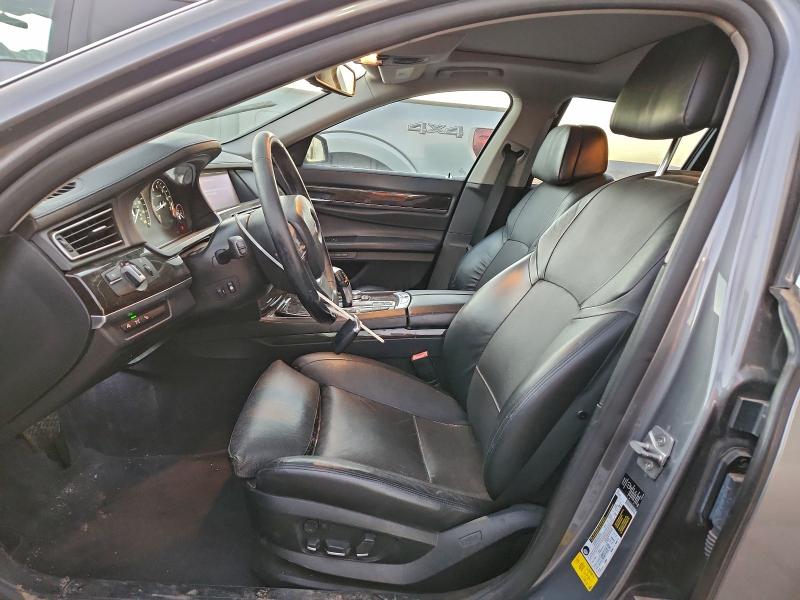 Photo 7 from auction – 2012 BMW 750 I with VIN WBAKA8C59CDX01464
