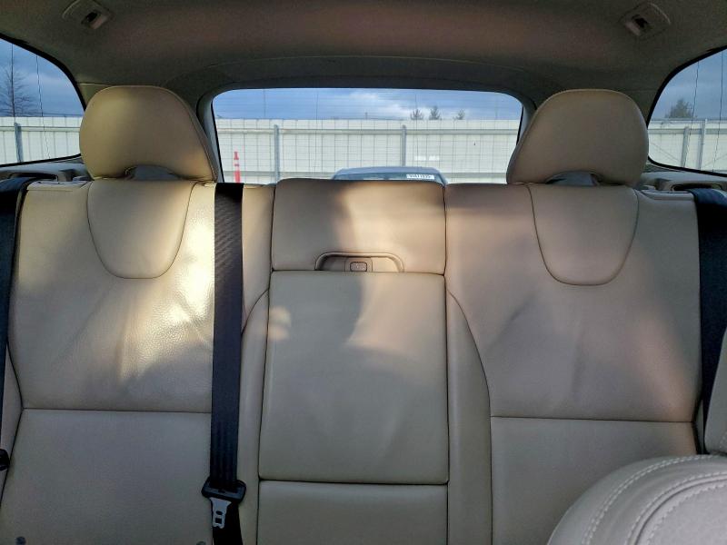Photo 10 from auction – 2010 VOLVO XC60 3.2 with VIN YV4982DL4A2084682