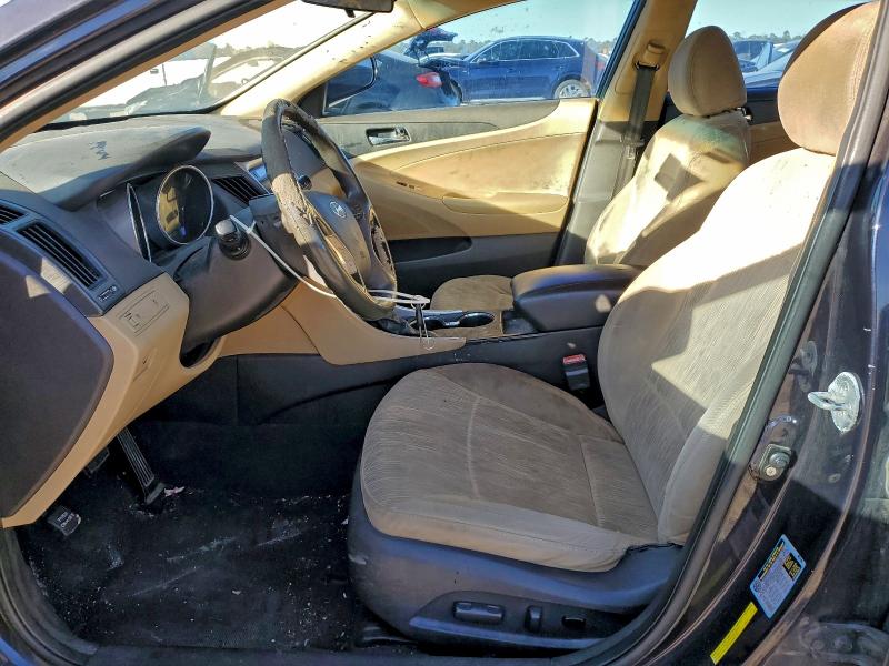 Photo 7 from auction – 2011 HYUNDAI SONATA GLS with VIN 5NPEB4AC7BH137054