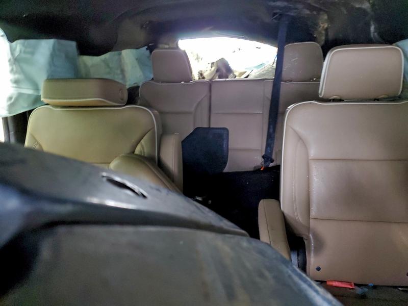 Photo 10 from auction – 2021 CHEVROLET SUBURBAN with VIN 1GNSCFKD3MR182837