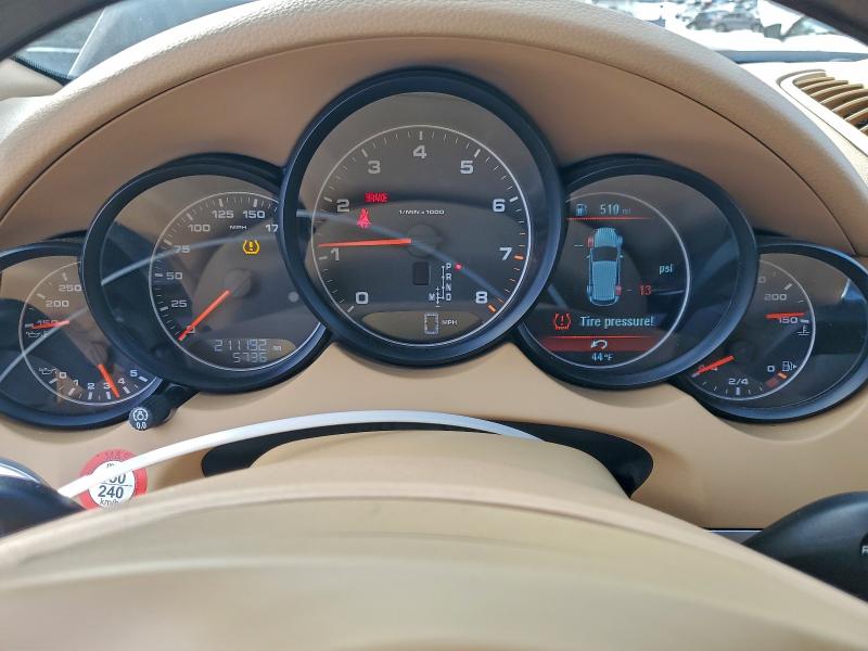 Photo 9 from auction – 2014 PORSCHE CAYENNE with VIN WP1AA2A25ELA93972