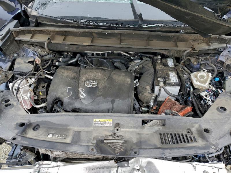 Photo 12 from auction – 2022 TOYOTA HIGHLANDER with VIN 5TDGZRBH4NS582152