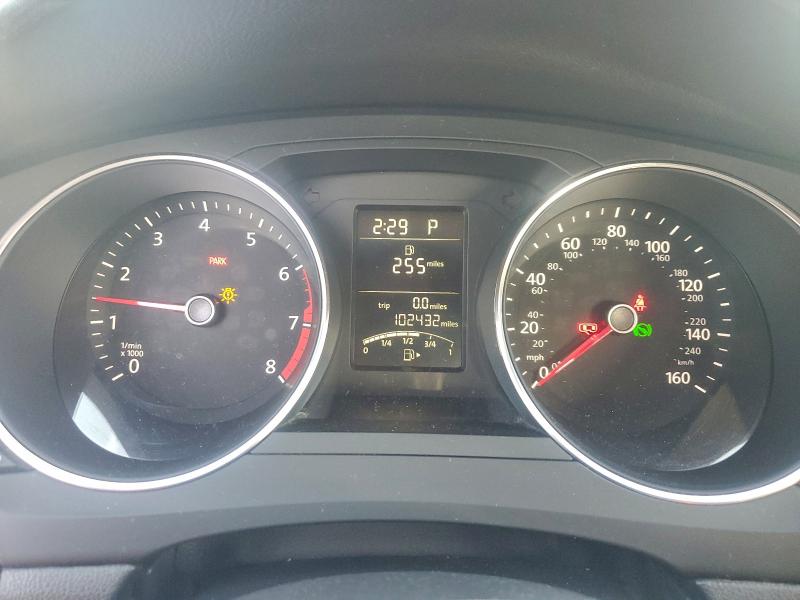 Photo 9 from auction – 2018 VOLKSWAGEN JETTA S with VIN 3VW2B7AJ3JM246247