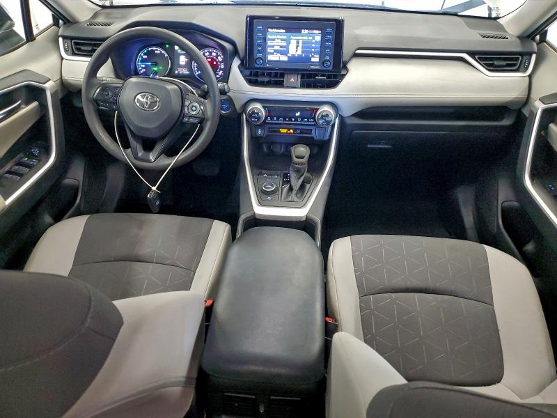 Photo 8 from auction – 2022 TOYOTA RAV4 XLE with VIN 4T3RWRFV3NU065764