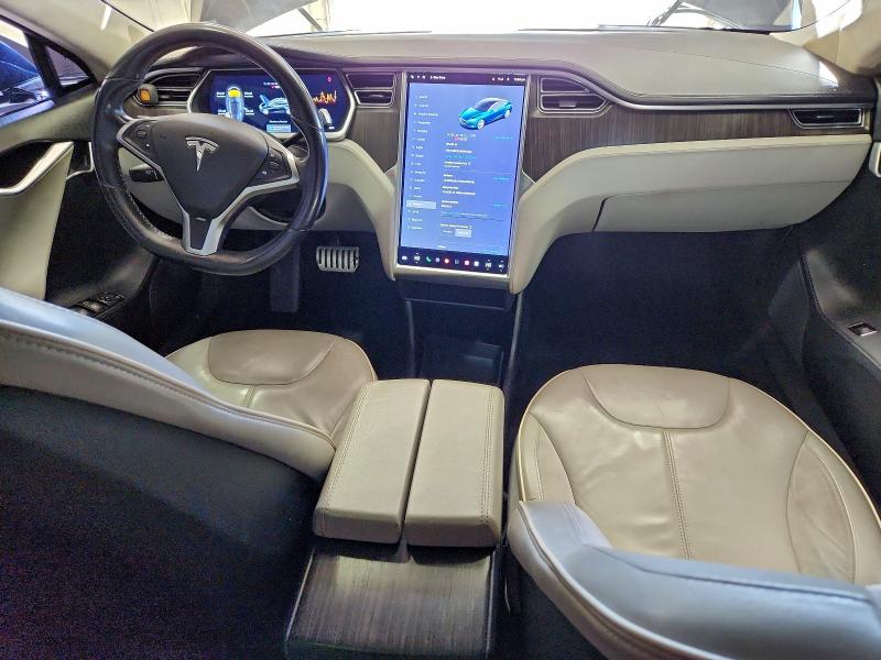 Photo 8 from auction – 2013 TESLA MODEL S with VIN 5YJSA1DP2DFP20362