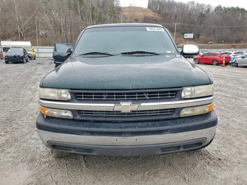 Photo 5 from auction – 2001 CHEVROLET SILVERADO with VIN 1GCEC14W51Z233032