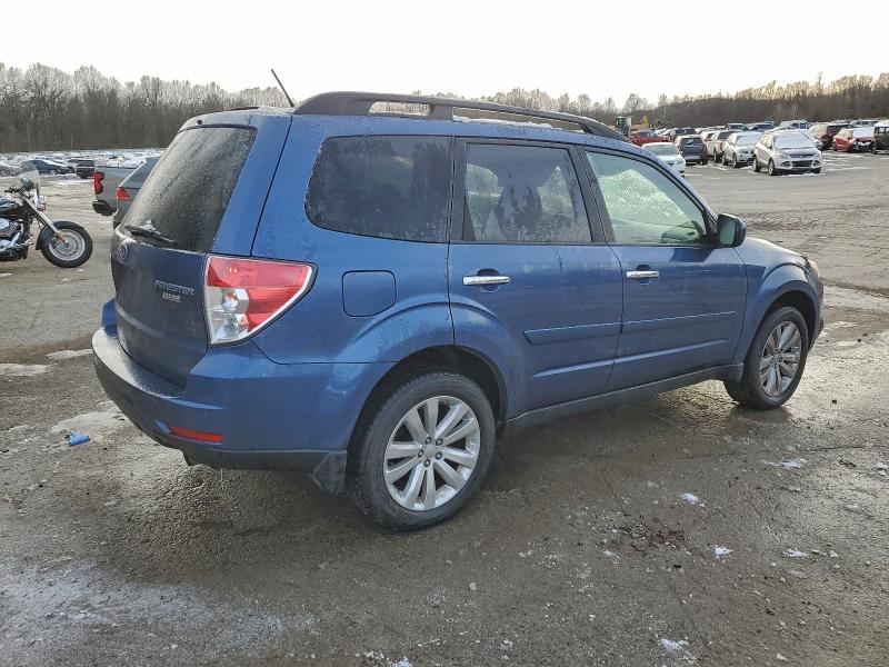 Photo 3 from auction – 2011 SUBARU FORESTER L with VIN JF2SHAEC2BH738673