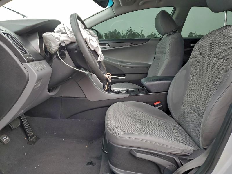 Photo 7 from auction – 2011 HYUNDAI SONATA GLS with VIN 5NPEB4AC8BH217172