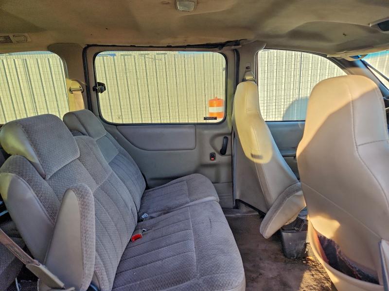 Zdjęcie 11 z aukcji – 2000 CHEVROLET VENTURE z VIN 1GNDU03E6YD270780