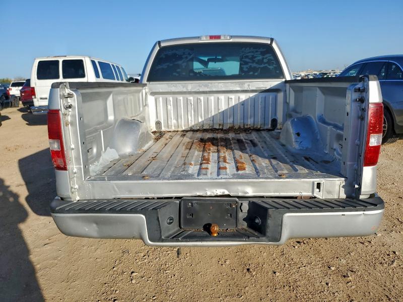 Photo 6 from auction – 2006 FORD F150 with VIN 1FTRF12296KB44427