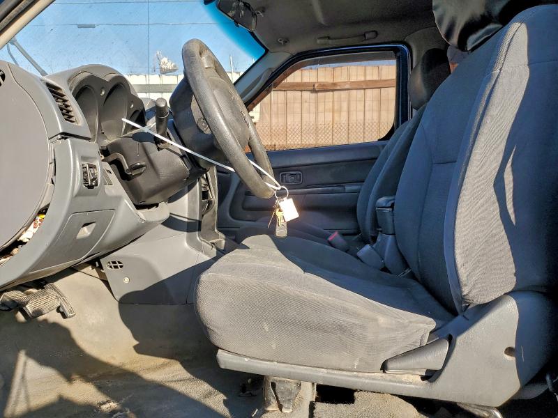 Photo 7 from auction – 2004 NISSAN FRONTIER K with VIN 1N6DD26T14C470218