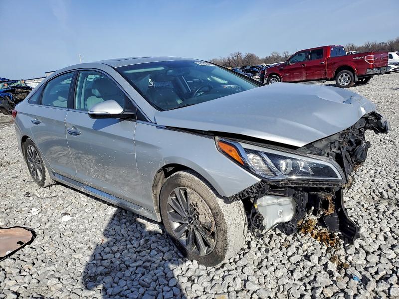 Photo 4 from auction – 2016 HYUNDAI SONATA SPO with VIN 5NPE34AF3GH390113