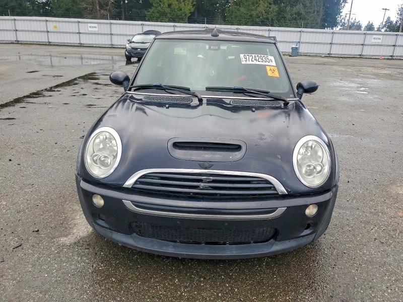 Photo 5 from auction – 2006 MINI COOPER S with VIN WMWRH33576TF86535